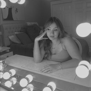 Meet your Posher, Alessandra